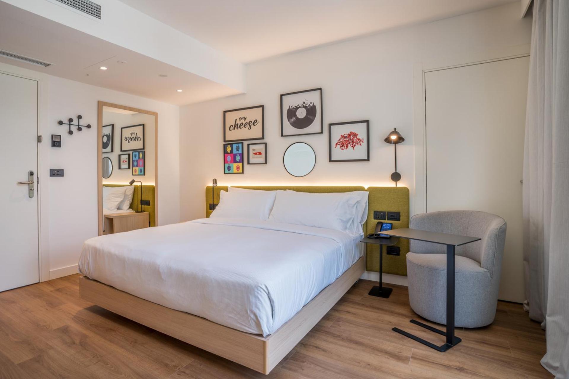 Hampton By Hilton Locarno Hotel Losone Bagian luar foto